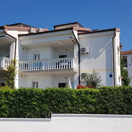 Apartment By The Sea Njivice, Krk - 5295
