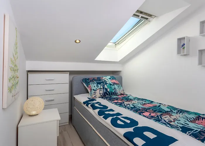 By The Sea - Krk - 5295 Apartament