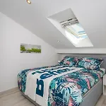 Apartment By The Sea - Krk - 5295 Njivice