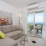 By The Sea - Krk - 5295 Apartment *